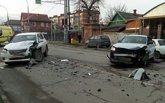 Двое детей пострадали в ДТП в Краснодаре