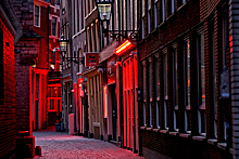 В центре Амстердама закроют «квартал красных фонарей»