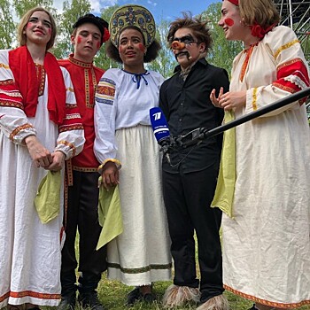 Театр юных москвичей Московского дворца пионеров выступил в финале проекта "Школьная классика"