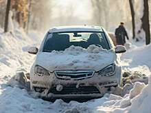 Как улучшить сцепление колес с дорогой и вытащить увязшую в снегу машину