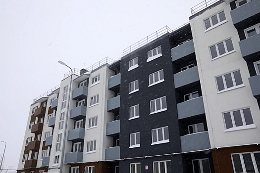 Новый год в новых квартирах: в Липецкой области досрочно завершают программу по переселению из аварийного жилья