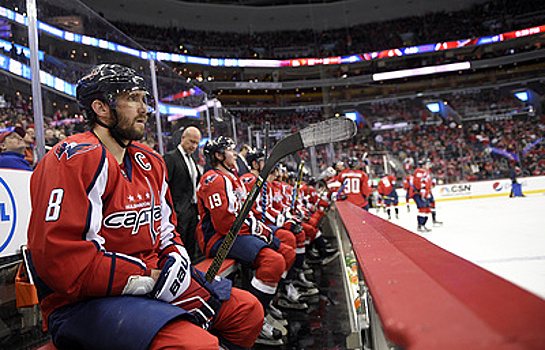 Тренер: лидеры "Вашингтона" провалили четвертый матч серии плей-офф НХЛ с "Питтсбургом"