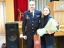 Задержавших грабителя студентов наградили в Москве