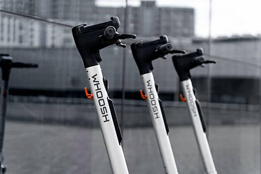 Whoosh обновил цвет: электросамокаты и визуал бренда получили серебристый акцент