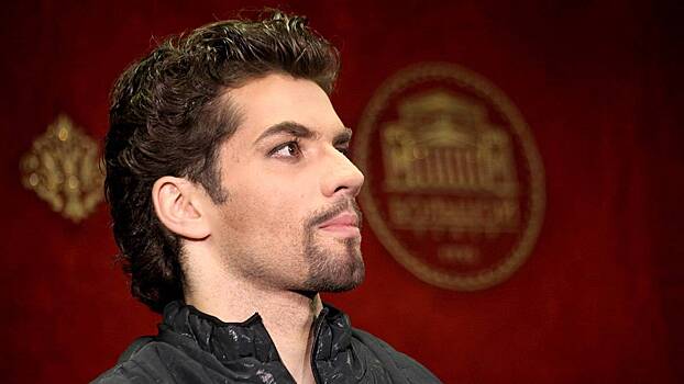 Игорь Цвирко: Посещать театр нужно в шикарном платье или смокинге