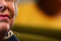 Вдова Караченцова отказалась жить на пенсию в 53 тысячи