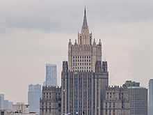 ТАСС: посол США в Москве приехала в МИД РФ