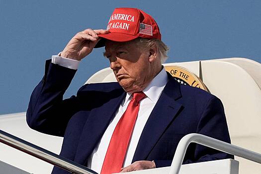 В США потребовали запретить Трампу продвигать криптовалюту