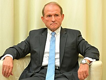 Песков заявил об отсутствии "закулисных отношений" Медведчука с Москвой