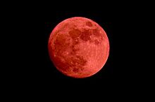 Петербуржцы увидят «кровавую» Луну
