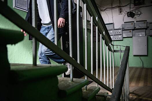 В российском городе соседи подняли панику из-за возвращения домой педофила