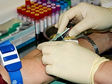 Врач-трансфузиолог объяснил, зачем проверять кровь после коронавируса