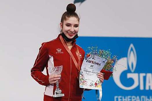 Латвийский журналист обвинил вернувшуюся в Россию гимнастку Полстяную в лицемерии
