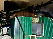 Постройки полыхали более часа в Кузбассе из-за нарушений при монтаже электрооборудования