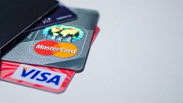 Исследование: средний лимит по кредитным картам в России вырос на 21,6%