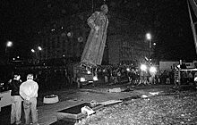 Снос памятника Дзержинскому: как это было