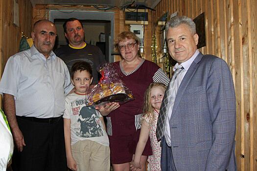 Подарки для многодетных семей подготовили в преддверии Пасхи по распоряжению главы Рузского округа