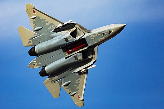 MWM: Истребитель-невидимка Су-57 успешно действует в зоне ПВО Украины