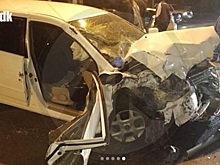 Водитель сломал обе ноги в серьёзном ДТП в Приморье