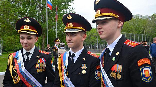 Лучшим кадетам из колледжа полиции в Хорошёво-Мневниках вручили премию Толкуновой
