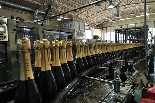 Росконтроль выявил проблемы качества в российском шампанском