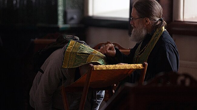 Ложь во благо? Почему в Церкви призвали не рассказывать об измене