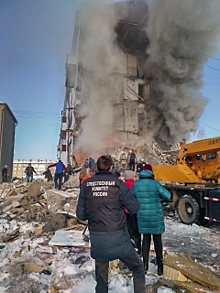 В Сахалинской области взрыв разрушил «пятиэтажку». Данные о погибших разнятся – от двух до девяти человек