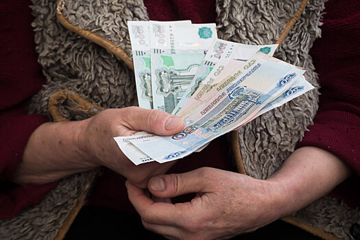 Мосгордума приняла закон об увеличении прожиточного минимума пенсионеров