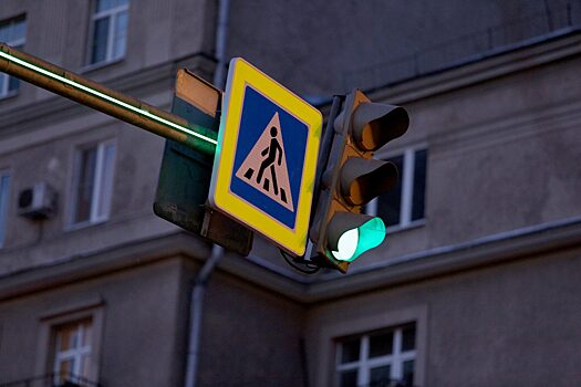 На Сущёвском Валу поправили покосившийся дорожный знак