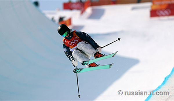 Фристайлистка Валерия Демидова стала второй в хаф-пайпе на юниорском чемпионате мира