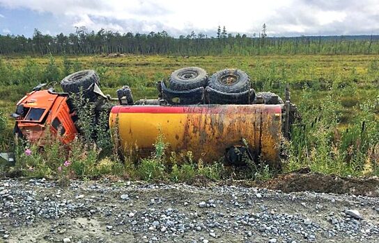 На месторождении под Ханты-Мансийском погиб водитель автоцистерны
