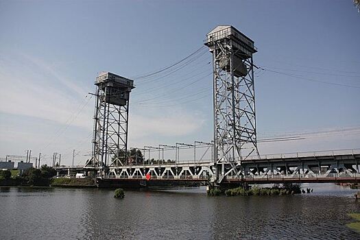 В Калининграде могут снести двухъярусный мост