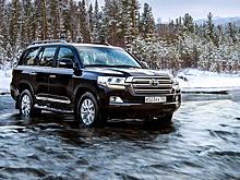 В России взлетели цены на Toyota Land Cruiser