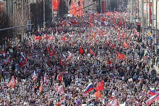 «Дети в коробках в виде танков». Сооснователь «Бессмертного полка» — о том, что не так с памятным шествием