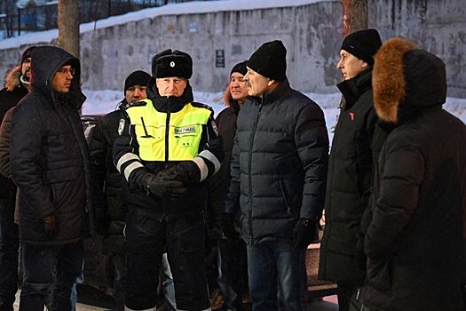 В Казани проходят рейды по эвакуации неправильно припаркованных грузовиков