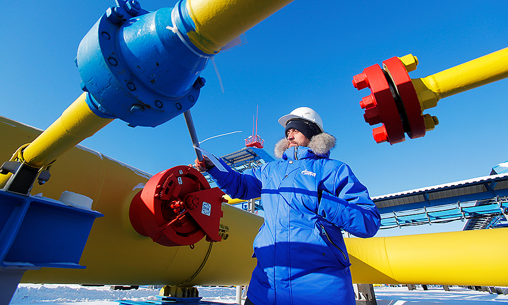 «Газпром» заморозил поставки газа через Польшу