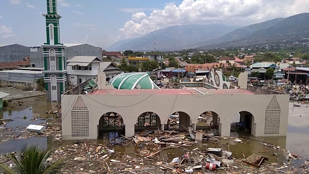 ООН выделила средства на помощь в ликвидации последствий цунами в Индонезии
