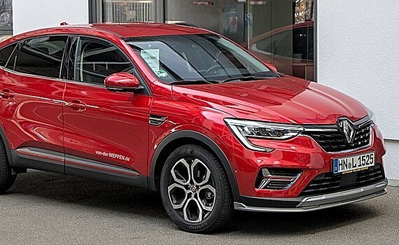 Минпромторг исключил Renault из списка параллельного импорта