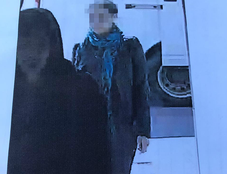 В Волгограде разыскивают дерзкую похитительницу кошелька в ТЦ