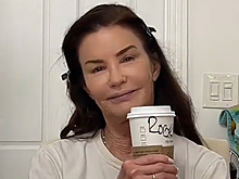 Ведущая «Топ-модели по-американски» показала лицо без макияжа