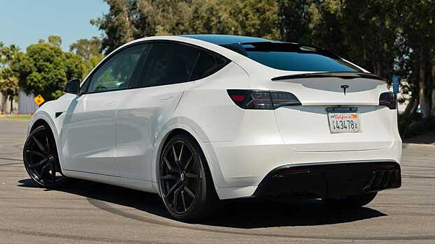 Компании Startech представила тюнингованную на 21 тысячу долларов Tesla Model Y