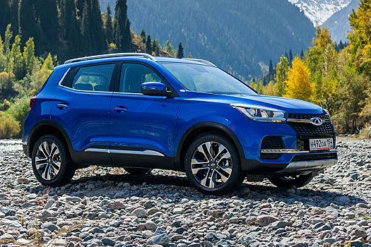Стали известны реальные цены кроссоверов Chery в России