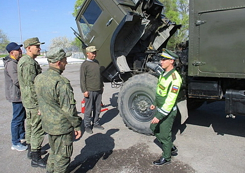 В Киргизии российские военные автоинспекторы провели сбор с должностными лицами, отвечающими за эксплуатацию транспортных средств