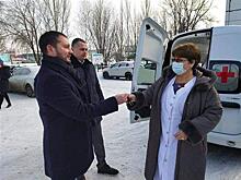 Транспортную проблему медиков на фоне COVID-19 решают власти и спонсоры