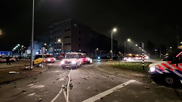 В Гааге полиция применила слезоточивый газ для разгона беспорядков
