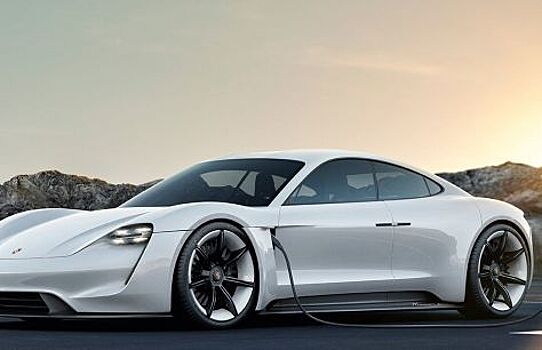 Porsche столкнулась с невиданным спросом на электрокар Taycan