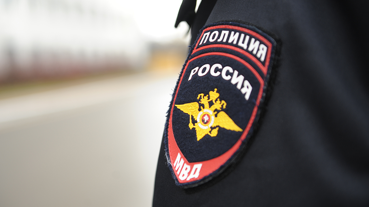 Полицейские подмосковного Подольска раскрыли разбойное нападение на таксиста и угон его машины