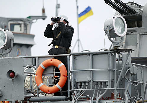 Весь украинский Военно-морской флот сковали льды
