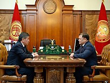 Парламент Киргизии возобновил работу после летних каникул