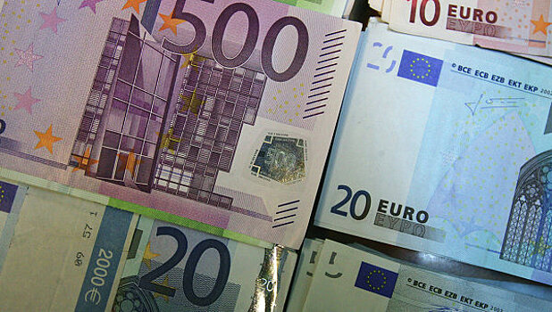 Евро опустился до 82 рублей